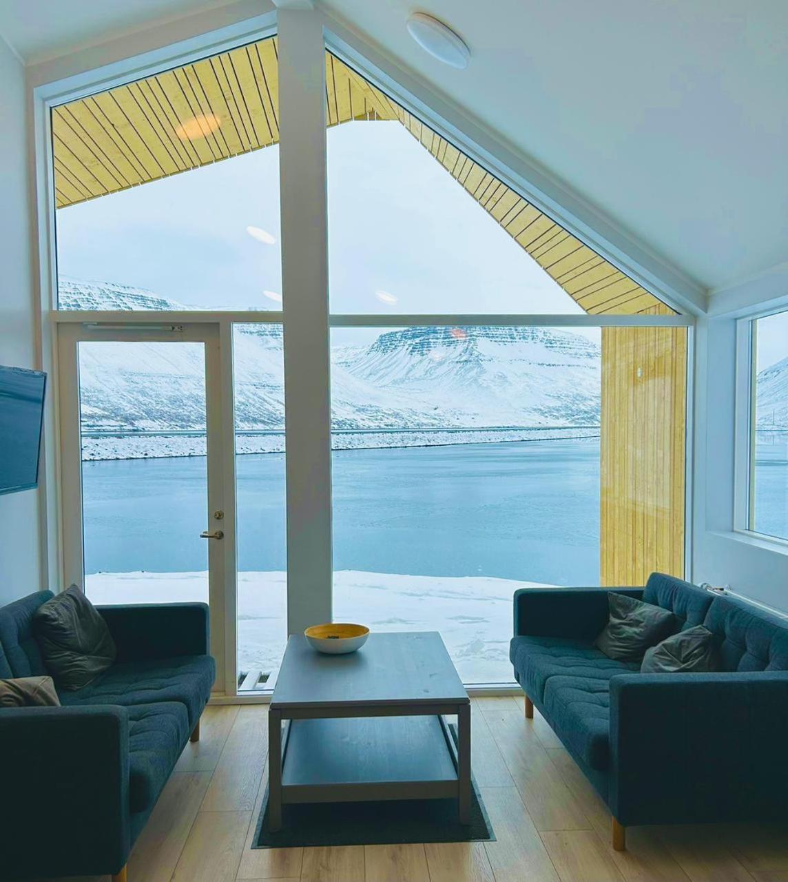 Fisk Club Cottages - Captain'S House Sudureyri Kültér fotó